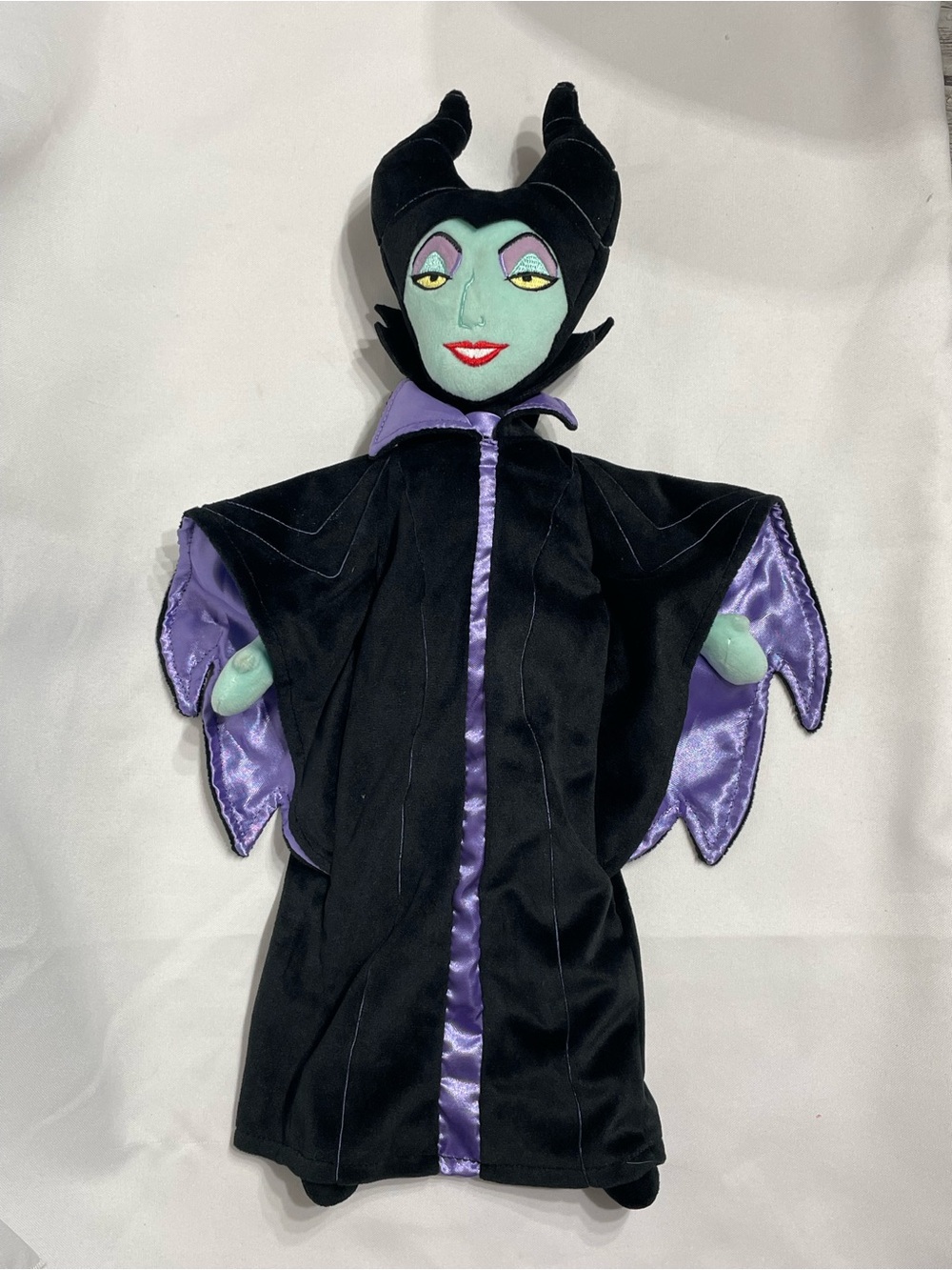 20” Disney Store Maleficent Plush Doll Sleeping Beauty collection 2014 EUC